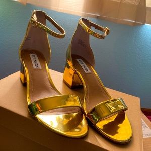 Steve Madden Gold Heels